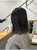 切りっぱなしボブ×グラデーションカラー