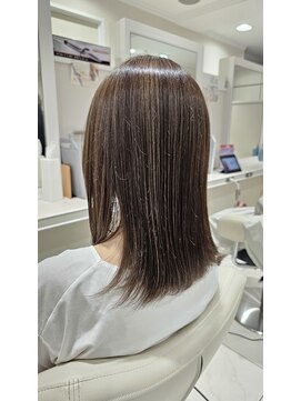 アッシュ 二俣川南口店(Ash) ◆セミロング/白髪ぼかしハイライトデザイン/グレージュ