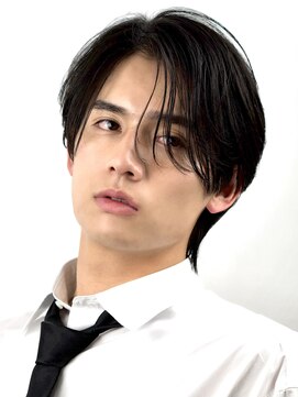 オーシャントーキョーオーバー 渋谷(OCEAN TOKYO OVER) 韓国マッシュセンターパートツーブロックフェザーパーマシャドウ