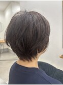 手ぐしで動く大人ショートボブ