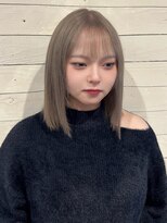 ルノン フィージュ(LUNON fieju)&nbsp;黒髪クラゲヘアーオリーブグレー小顔ココアベージュ
