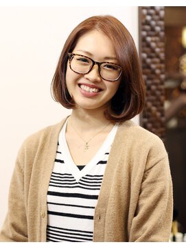 アヴィラ(Avilla) 伸ばしかけでも綺麗な大人ボブ