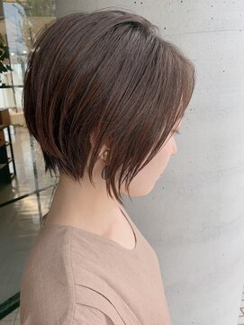 柔らかく抜け感のある前下がりショートボブ L ヘアー サーカス Hair Circus のヘアカタログ ホットペッパービューティー