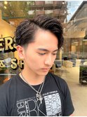 かきあげ横顔爽やかオールバックツイストスパイラルパーマ