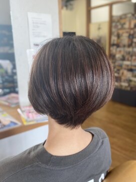 ギャロップヘアー 首元すっきりショートボブ