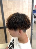 刈り上げツイストスパイラルパーマメンズマッシュ