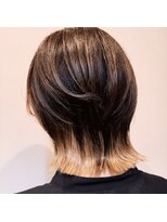 エムスリー ソリス(EMU THREE SOLIS) 切りっぱなし裾カラー