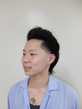 メリケンバーバーショップ トーキョー(MERICAN BARBERSHOP TYO) ポンパドール