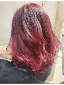 サーティーン(THIRTEEN) 赤髪/グラデーションヘア♪１年前のブリーチを有効活用♪