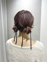 カシュカシュ 表参道(cache cache)&nbsp;ミディアムアレンジ結婚式参列お呼ばれヘアシニヨンお団子ヘア