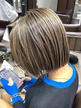 アルカナ 明治神宮前原宿(ARCANA) デザインカラーハイライトカラーケアブリーチダブルカラー渋谷