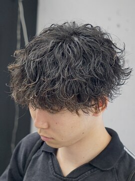 オーバル ジングウマエ(OVARL jingumae) シャドウパーマサーフカール縦落ちパーマフェザーパーマ