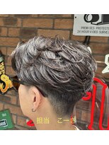 ムア(MUA)&nbsp;ツイストスパイラルアップバング