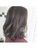 透明感アッシュブラウン