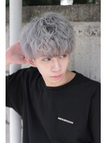 【フォルテ 飯塚裕士】ホワイトグレースパイラルマッシュ