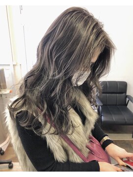 ジゼル(GiseL) 【GiseL】色持ち◎ハイライトバレイヤージュ シルバー/ブリーチ