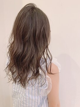 ジップ 緑店(zip) 韓国風レイヤーカット×２０代韓ドル風ヘア