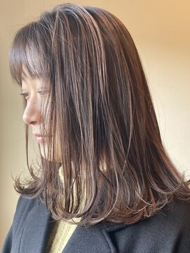 フィールグッドカンパニー(Feel Good Company) 20代30代40代外ハネショートハイライト毛先パーマ立体感小顔