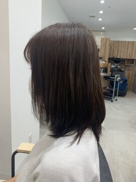 ウトシティ 巻きやすいセミロング