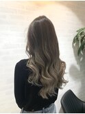 ブルーシルバー×ハイライトバレイヤージュ/バリアージュ