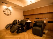 サロン ド ルーク(salon de LHOOQ)