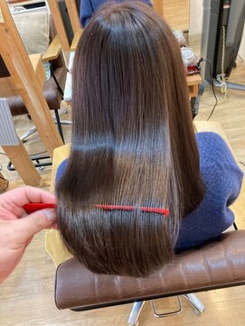 グランバイ アトリエドングリ(Grand × AtlierDonguri) お客様髪質改善データ876（ラベンダーアッシュ）