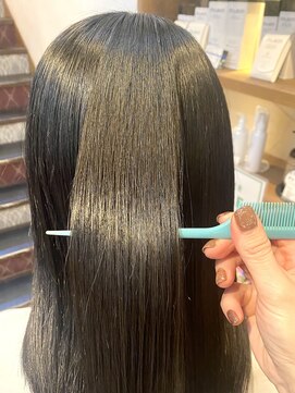 ココカラヘアー ニコ(cococara hair nico) 縮毛矯正/ストレート/トリートメント/艶髪/20代/30代