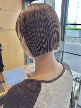 オーガニック アトリエ 大宮(organic+atelier) 20代30代透明感暗髪アッシュブルーグレージュ丸みボブ