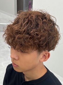 ジーニー 新百合ヶ丘(Genie) ダークアッシュニュアンスパーマ韓国マッシュベリーショート