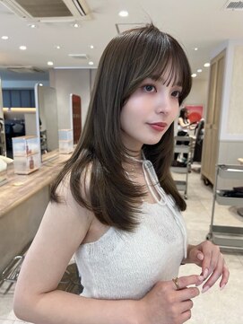 ジーナ 神戸 三田駅前(Zina) 髪質改善＊オリーブグレーレイヤーロング＊美髪【Zina三田】