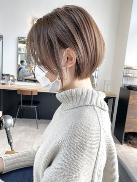 ジーニー 横浜(giinii) 大人美人_前下がりスアショート_ラテベージュ渋谷良太