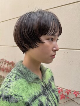 前上がりマッシュショート