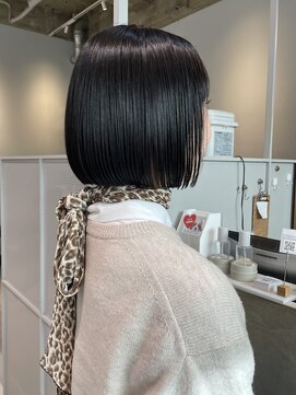 フィルムス 田町芝浦(FILMS) 黒髪/クラゲヘアー/オリーブグレー/小顔/ココアベージュ/田町