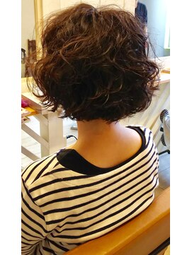 ウィス(WIS) ハードなのに可愛らしい大人パーマ