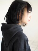 黒髪ボブにシークレットカラーのインナーカラー