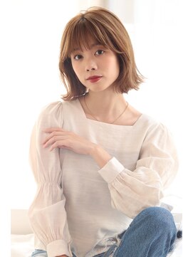 ビューティーアンドフリー ハチ(Beauty&Free 8 HACHI) 韓国　外ハネボブ　後毛　韓国女優　くびれヘア　20代　30代