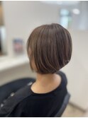 ショートボブ