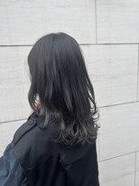 アンフィシュピトロワ(AnFye spi tlow)&nbsp;【AnFye】ミディアムウルフ×グレージュカラー♪