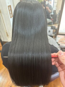 美容室 メザミー MESAMIES 髪質改善 縮毛矯正 さらさらストレート黒髪ロングヘア