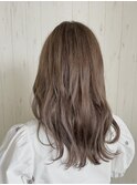ミルクティーベージュ