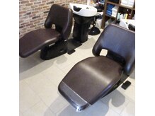 ヘアアンドメイク サラガーレン(hair make SALAgarlen)の雰囲気（ケアに最適なシャンプー台でリラックスケア。）