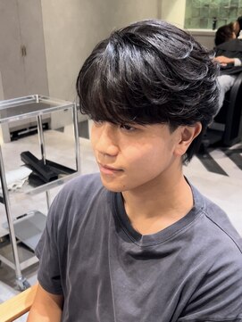 ゼスト リル 新宿(ZEST lill) フェザーパーマ　メンズパーマ　落合陽世