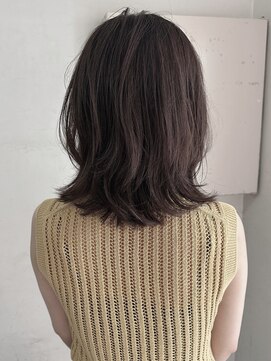 キャンバス バイ ネオリーブ 横浜西口(Canvas by neo.) 鎖骨ミディ ミディアムレイヤーカット 秋ヘア フォギーベージュ