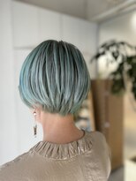 ムーン バイ ケンジ(moon by KENJE)&nbsp;ペールグリーン小顔似合わせカット丸みナチュラルショートボブ
