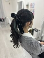 ホワイト 東京新宿店(White) ポニーテール