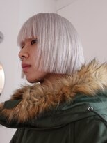 ユルク トウキョウ(jurk tokyo)&nbsp;ブリーチ1～2回で作るホワイトブロンド/表参道