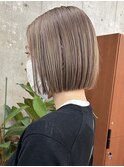 栄小顔丸みボブミルクティーベージュ