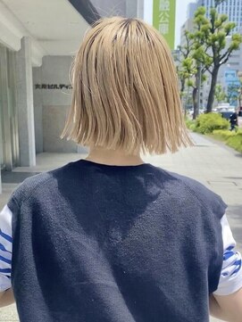 パークレーン アイス イヴェン(park lane ICI yeven) ブリーチなし切りっぱなしボブミディアムレイヤーボブ夏カラー