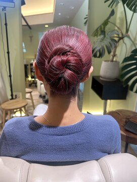 シニヨン/タイトアレンジ/タイトシニヨン/お呼ばれヘア/アレンジ