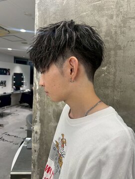 メンズサロン キング 心斎橋店(Men’s salon K!ng) メンズカット/ブリーチ/ニュアンスパーマ/メンズハイライト/眉毛